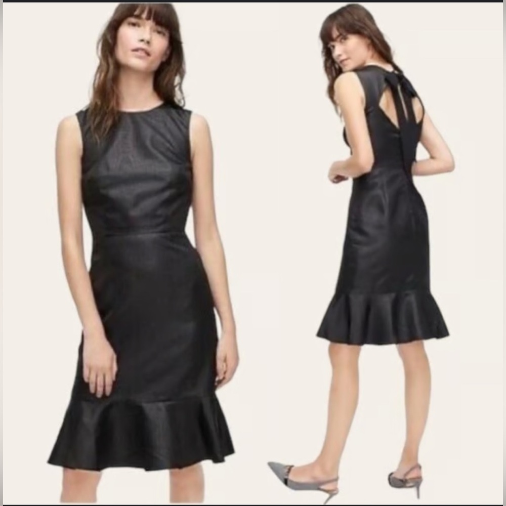 NWT J. Crew Ruffle Hem Sheath Dress
OFFERS ARE WELCOME!